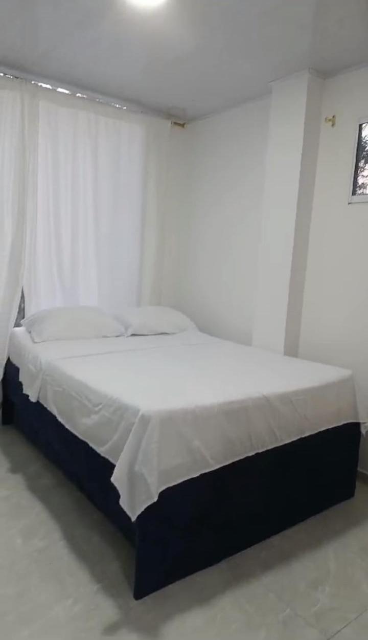 Hostal Javi Santa Marta  Exterior photo